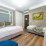 Hotel Microyal