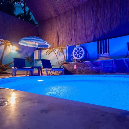 Microyal Hotel