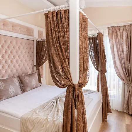 Hotel Microyal