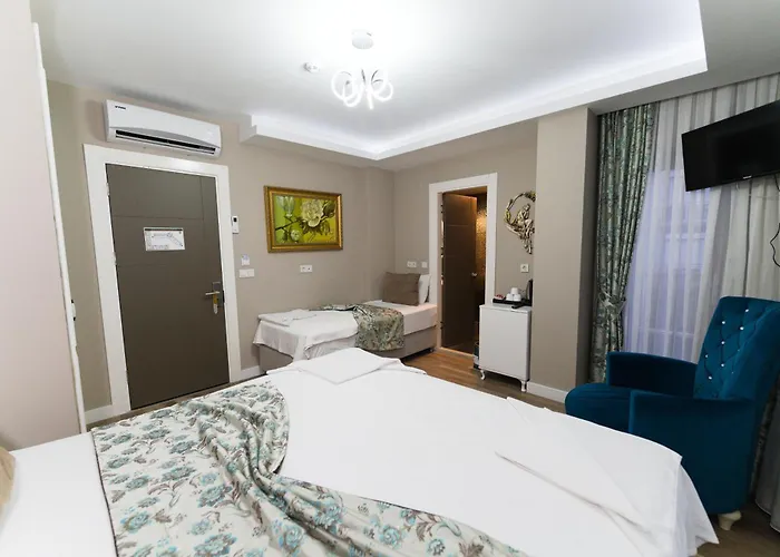 Microyal Hotel