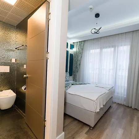 Hotel Microyal 3*